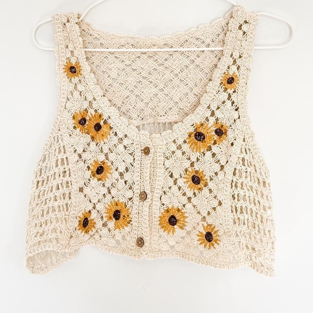 Sunflower Crochet Knit Vest Retro Boho Festival Crop Top Size Small - Picture 9 of 12